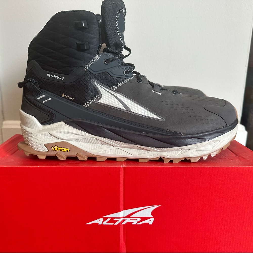 Altra Olympus Boot